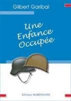 Une enfance occupée