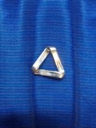 Grand triangle en argent 